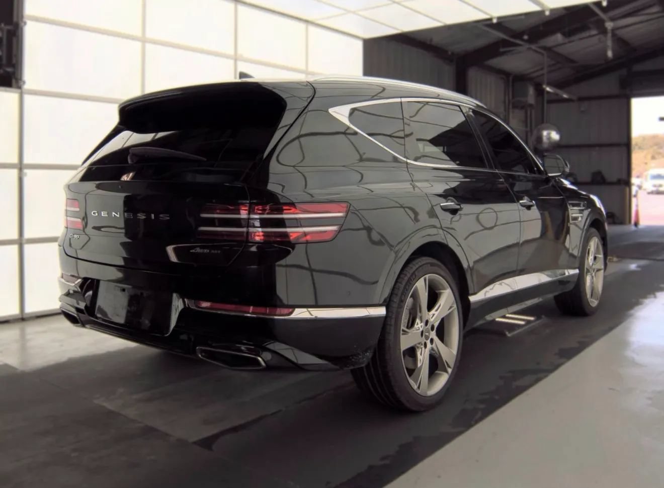 Used 2024 Genesis GV80 3.5T w/ Prestige Package AWD/4WD image 4