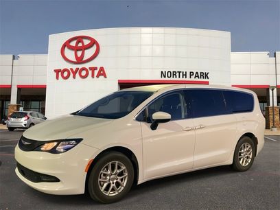 Used 2022 Chrysler Voyager LX