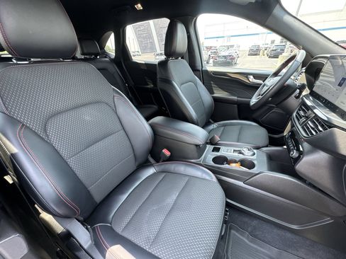 Used 2023 Ford Escape ST-Line w/ Tech Pack #1 AWD/4WD image 25