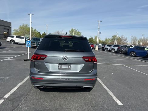 Used 2020 Volkswagen Tiguan SEL image 5