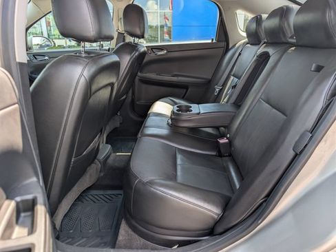 Used 2008 Chevrolet Impala LT w/ Luxury Edition Package FWD image 15