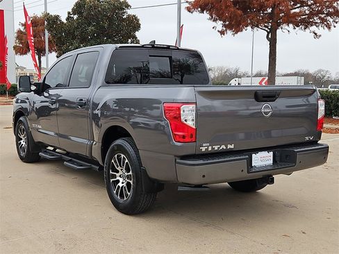 Certified 2024 Nissan Titan SV w/ SV Convenience Package image 2