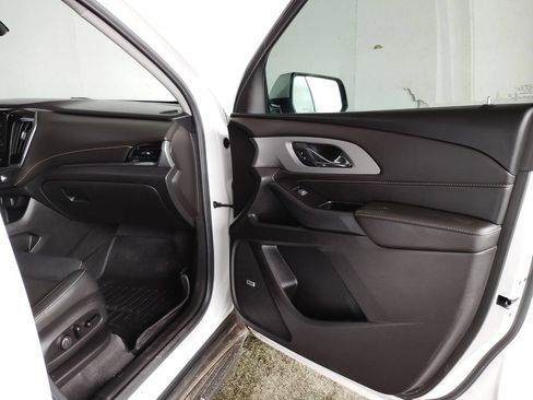 Used 2020 Chevrolet Traverse RS AWD/4WD image 10