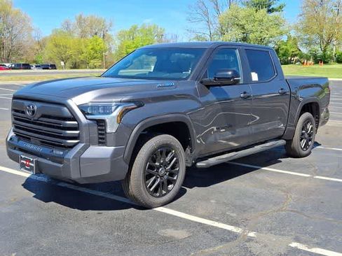 New 2026 Toyota Tundra Limited AWD/4WD image 16