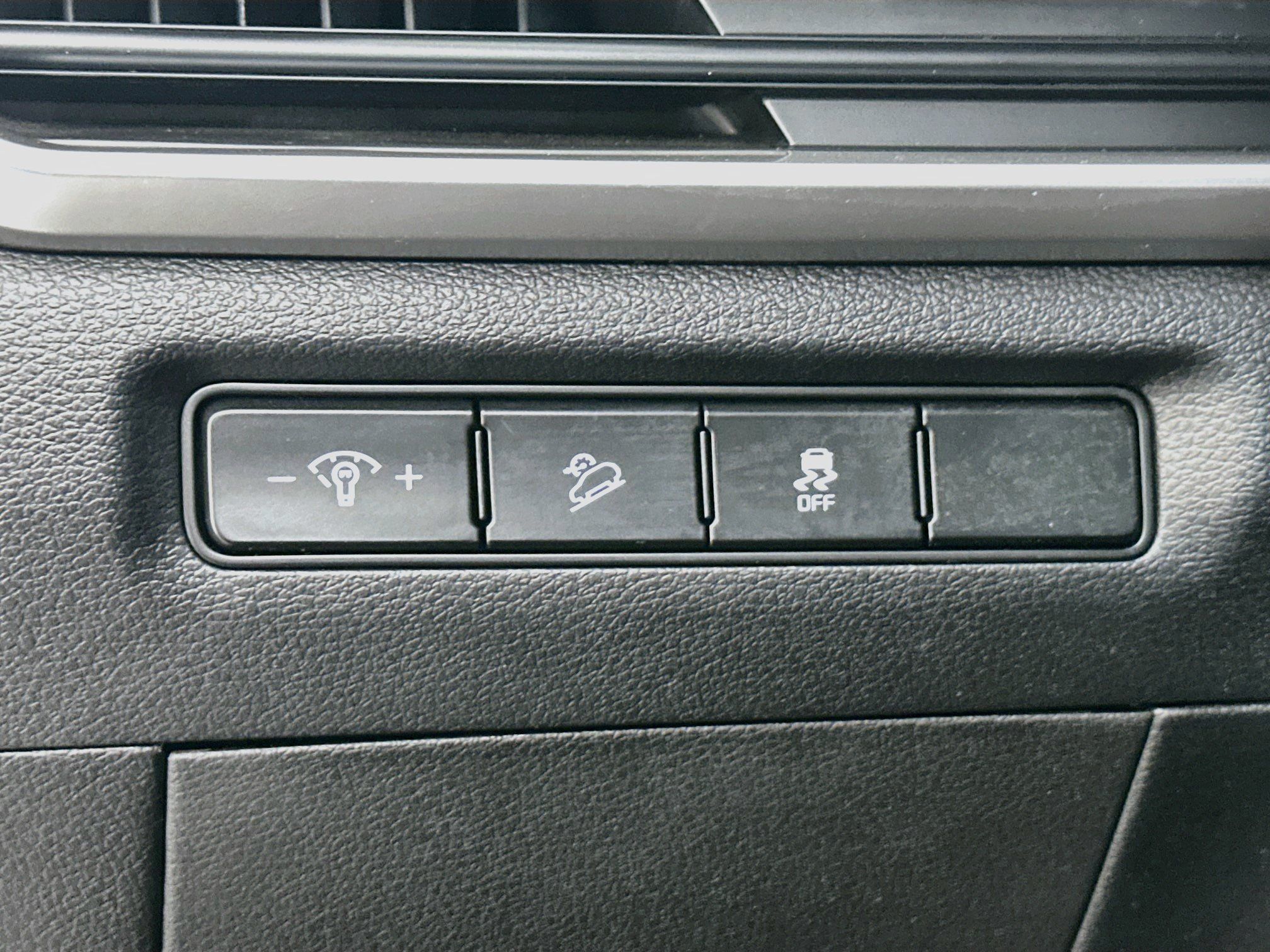Used 2023 Kia Telluride S w/ S Sunroof Package FWD image 17
