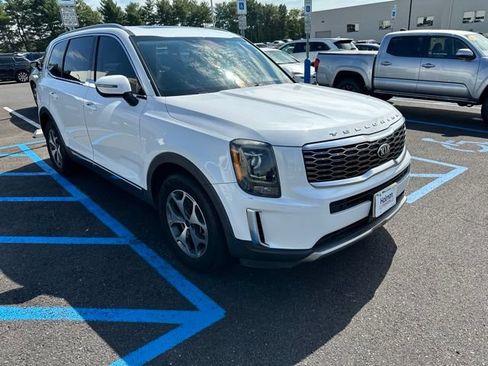 Used 2020 Kia Telluride EX AWD/4WD image 9
