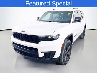 Used 2024 Jeep Grand Cherokee L Limited w/ Black Appearance Package AWD/4WD video 1