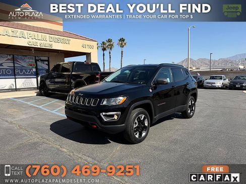 Used 2018 Jeep Compass Trailhawk w/ Leather Interior Group AWD/4WD image 2