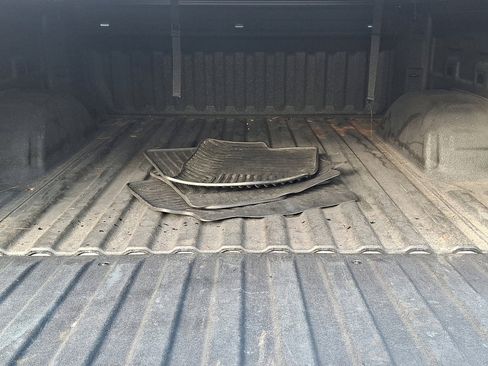 Used 2019 Chevrolet Silverado 1500 Custom w/ Custom Value Package image 18