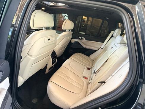 Used 2021 BMW X5 sDrive40i w/ M Sport Package RWD image 21
