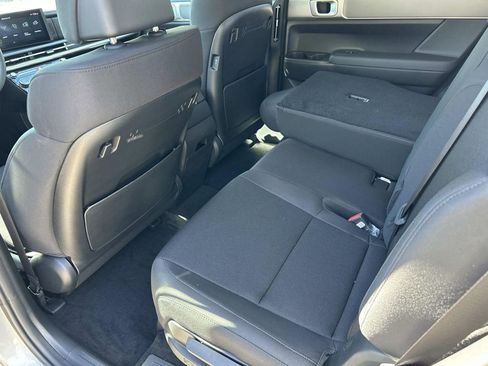 New 2026 Hyundai Santa Fe SE image 18