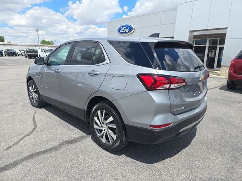 Used 2024 Chevrolet Equinox LT FWD image 8