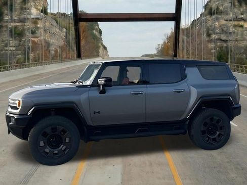 New 2026 GMC Hummer EV 3X w/ Carbon Fiber Edition Package AWD/4WD image 4
