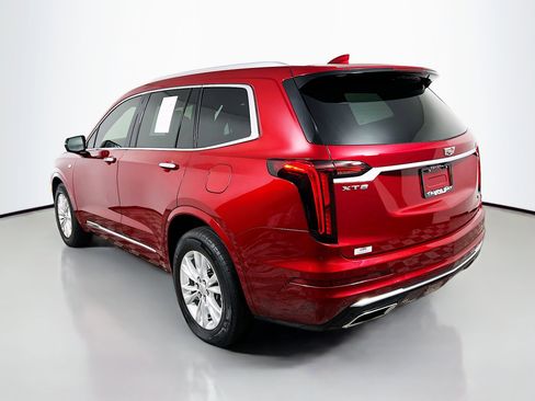 Used 2023 Cadillac XT6 Luxury image 8