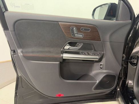 Certified 2026 Mercedes-Benz GLA 250 4MATIC image 5