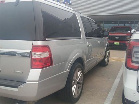 Used 2017 Ford Expedition EL Platinum AWD/4WD image 6