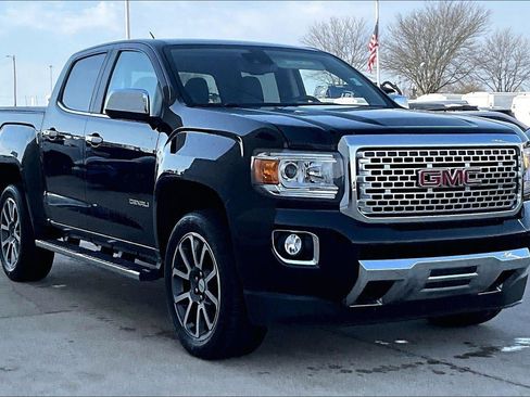 Used 2017 GMC Canyon Denali image 1