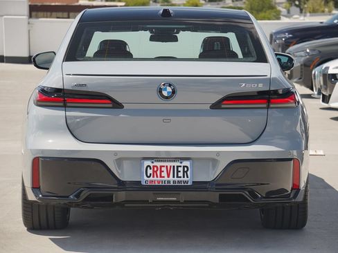 Used 2026 BMW 750e xDrive w/ Premium Package AWD/4WD image 7