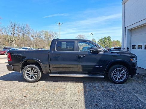 Used 2022 RAM 1500 Laramie w/ Sport Appearance Package image 6