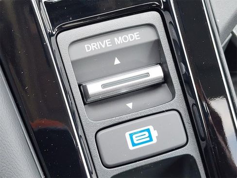 New 2025 Honda Accord Touring image 15