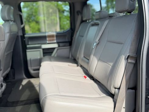 Used 2017 Ford F150 Lariat w/ Equipment Group 501A Mid AWD/4WD image 12