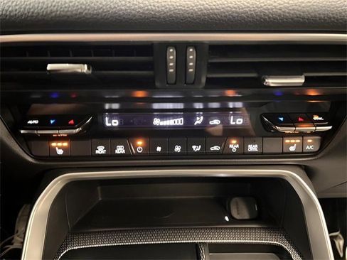 Used 2025 MAZDA CX-70 3.3 Turbo w/ Preferred Package image 29