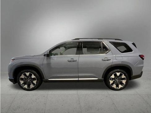 New 2026 Honda Pilot Touring image 2