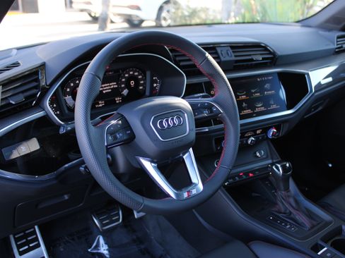 New 2025 Audi Q3 2.0T Premium Plus image 19