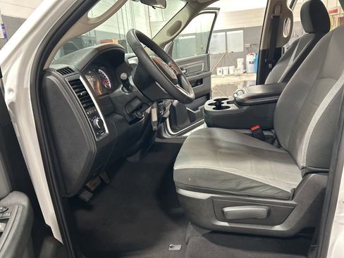 Used 2024 RAM 1500 Classic SLT image 18