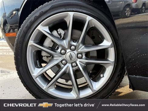 Used 2022 Dodge Challenger GT image 10