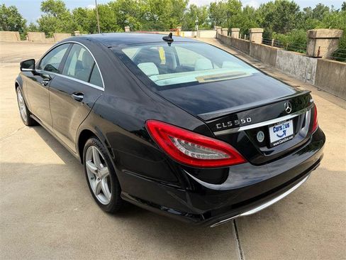 Used 2014 Mercedes-Benz CLS 550 4MATIC image 4