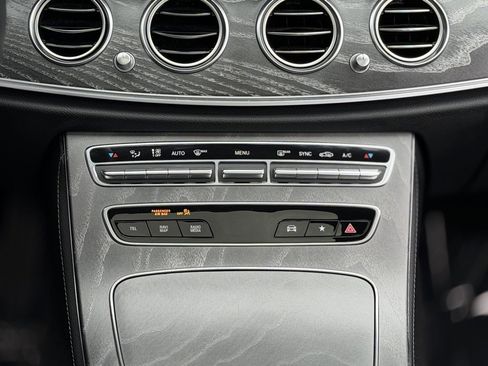 Used 2021 Mercedes-Benz E 350 4MATIC Sedan image 49