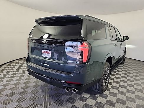 New 2026 Chevrolet Suburban Z71 w/ Comfort Package image 10