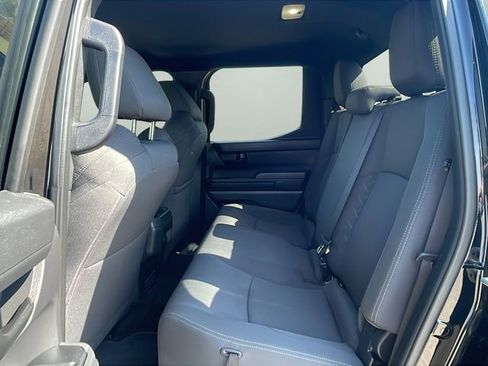 Used 2024 Toyota Tacoma SR image 18