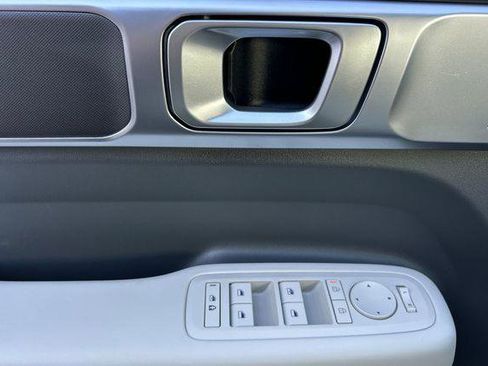 Certified 2026 Hyundai Santa Fe SE FWD image 11