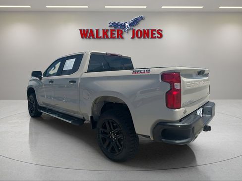 Used 2026 Chevrolet Silverado 1500 Custom Trail Boss AWD/4WD image 5