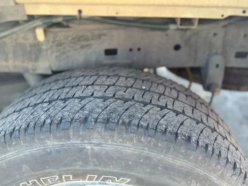 Used 2019 RAM 2500 Tradesman w/ Chrome Appearance Group image 25