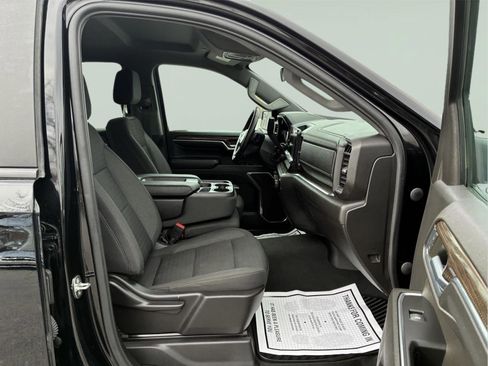 Used 2023 Chevrolet Silverado 1500 LT AWD/4WD image 11