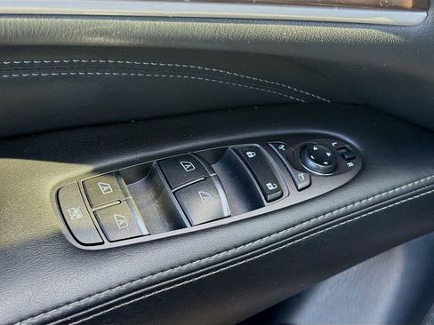 Used 2019 INFINITI QX60 Luxe w/ Sensory Package FWD image 24