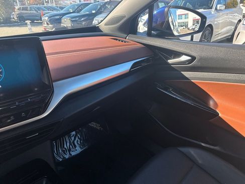 Used 2021 Volkswagen ID.4 Pro S image 28