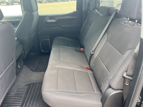 Used 2025 Chevrolet Silverado 1500 LT image 12