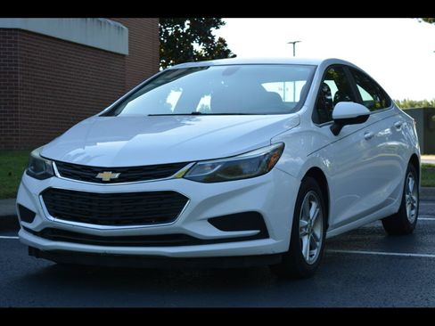 Used 2016 Chevrolet Cruze LT w/ Convenience Package FWD image 1