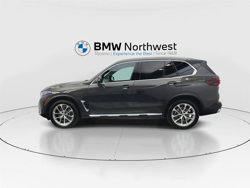 New 2026 BMW X5 xDrive40i w/ Climate Comfort Package AWD/4WD image 11