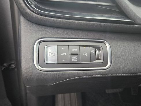 Used 2025 Buick Enclave Avenir AWD/4WD image 20