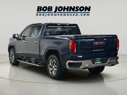 Certified 2022 GMC Sierra 1500 SLT w/ SLT Convenience Package image 10