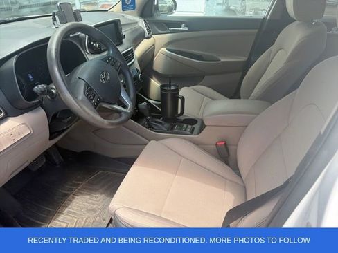 Used 2019 Hyundai Tucson SE w/ Cargo Package AWD/4WD image 2