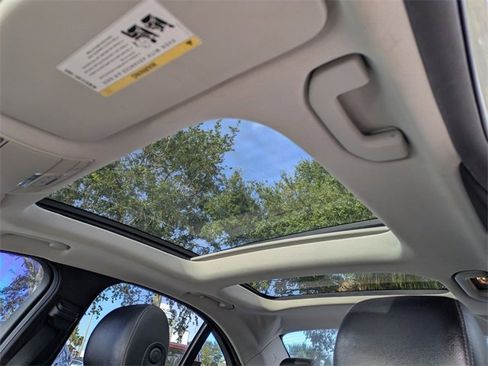 Used 2018 Mercedes-Benz C 300 4MATIC Sedan image 23