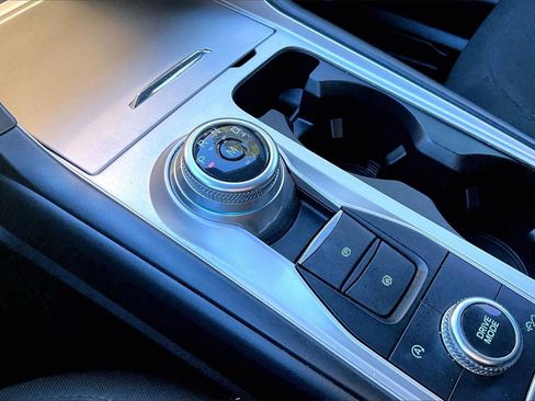 Used 2021 Ford Explorer XLT w/ Class III Trailer Tow Package image 30