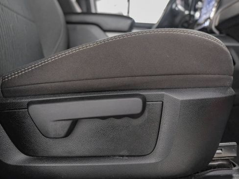 Used 2024 RAM 3500 Big Horn w/ Sport Appearance Package AWD/4WD image 34