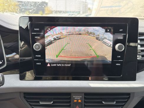 New 2026 Volkswagen Jetta SE FWD image 26